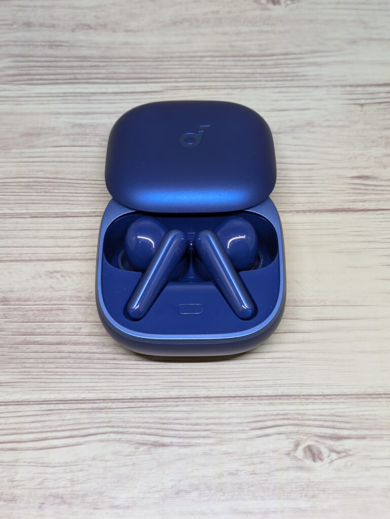 Anker Soundcore Liberty 5 正常な収納